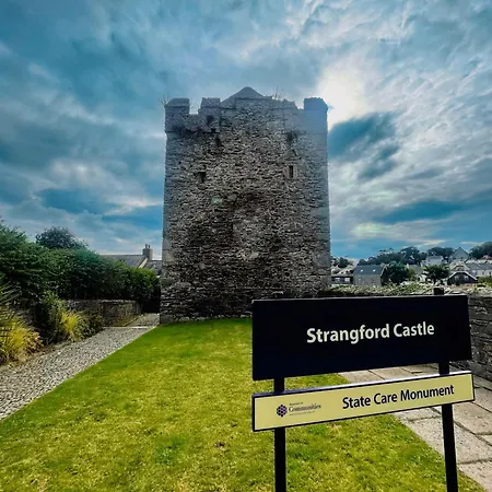 Strawberry Fields Apartment Strangford Exterior photo